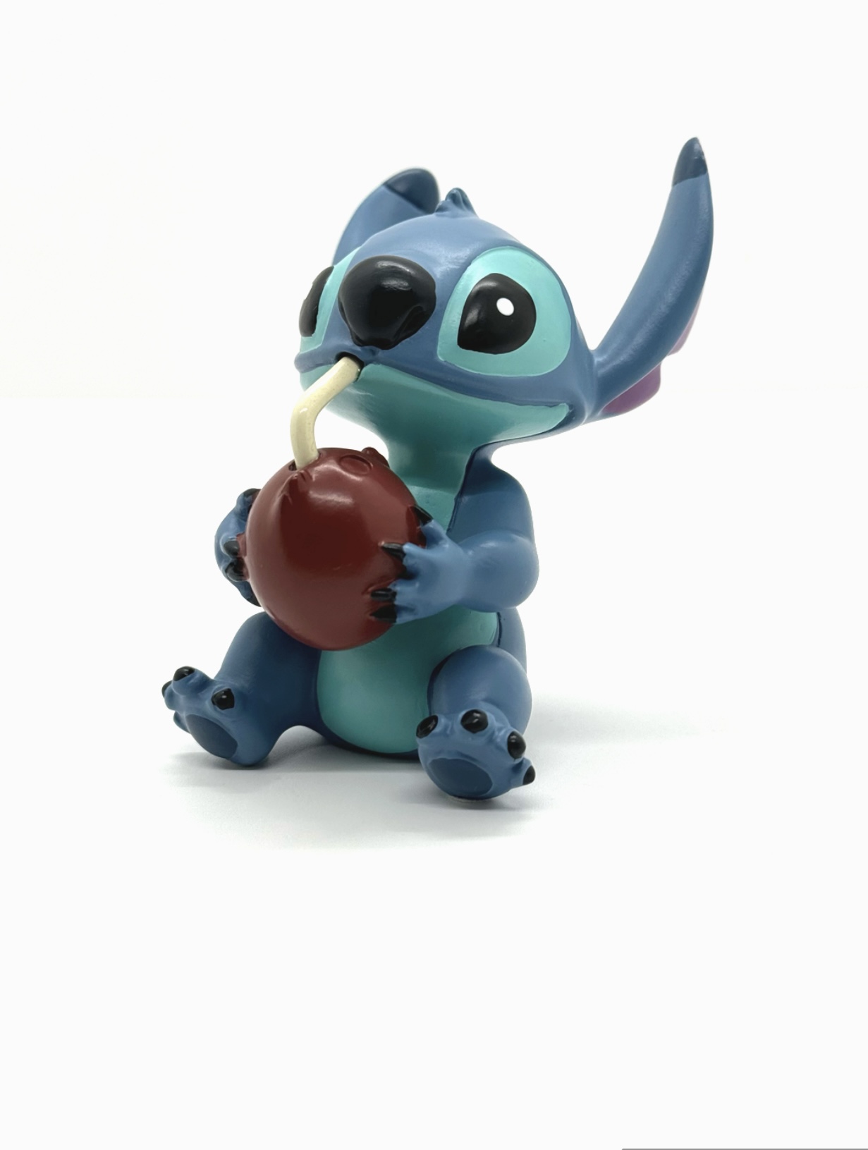 Deko Figur Stitch mit Kokosnuss 8 cm “Lilo & Stitch” Sammlerfigur Disney 