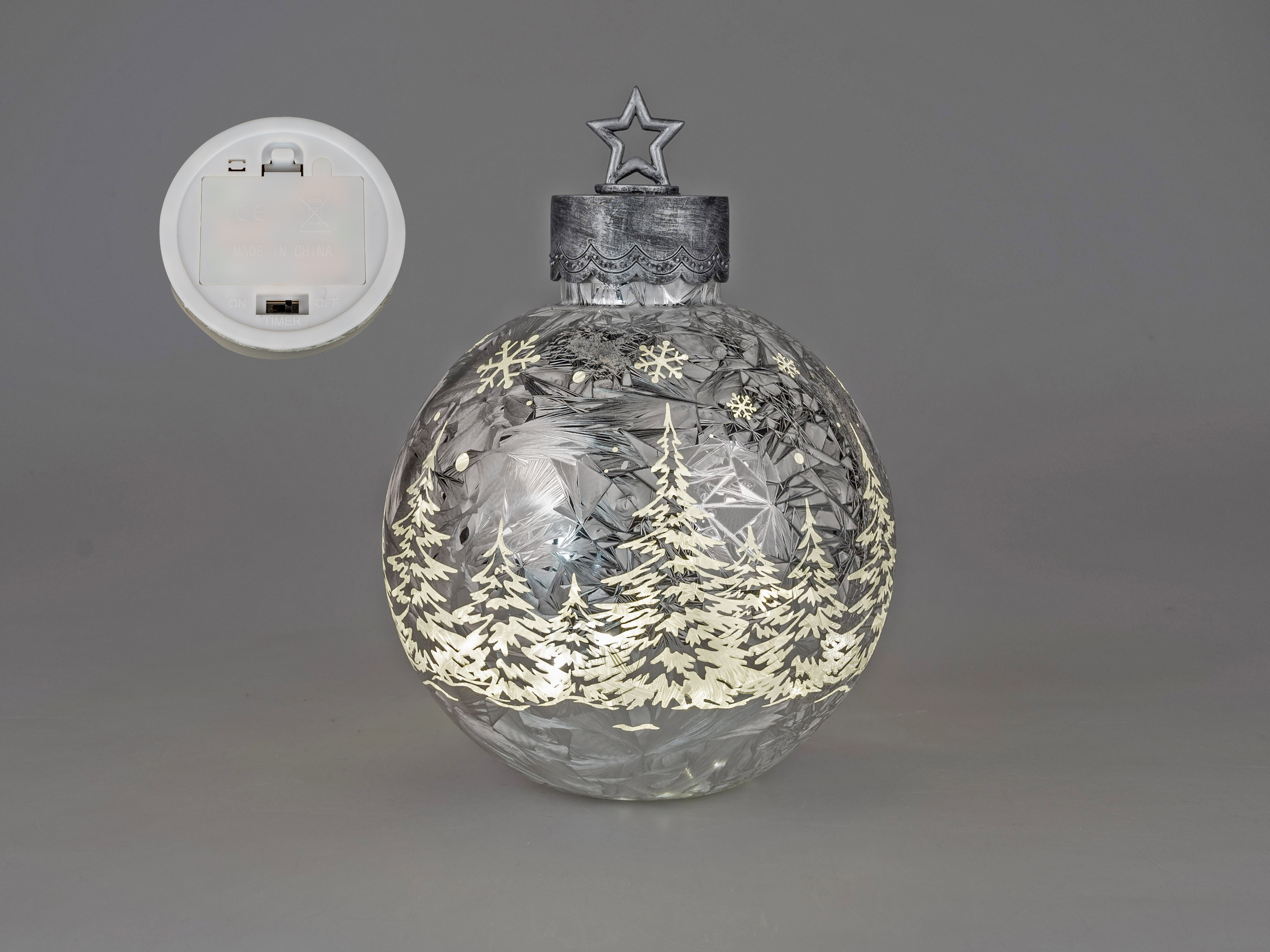 LED-Deko Kugel H. 30 cm auf stand Winter Wald, Glas m. Timer Winterzeit formano