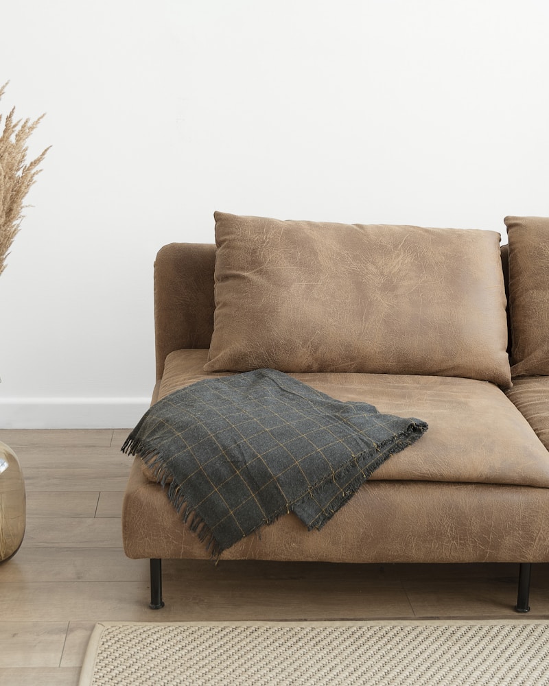 Porzellanvase "Kyoto" Weiß-Gold